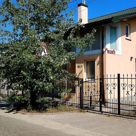 Wow House Lviv Apartment Exterior photo
